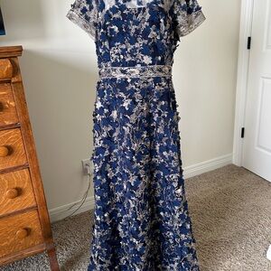 David Meister, Mother of the Bride, Size 14